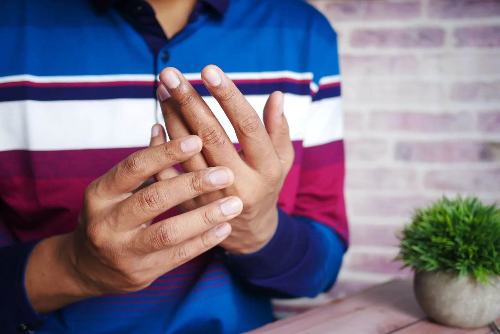 Pins and Needles: Understanding Paresthesia and Its Causes