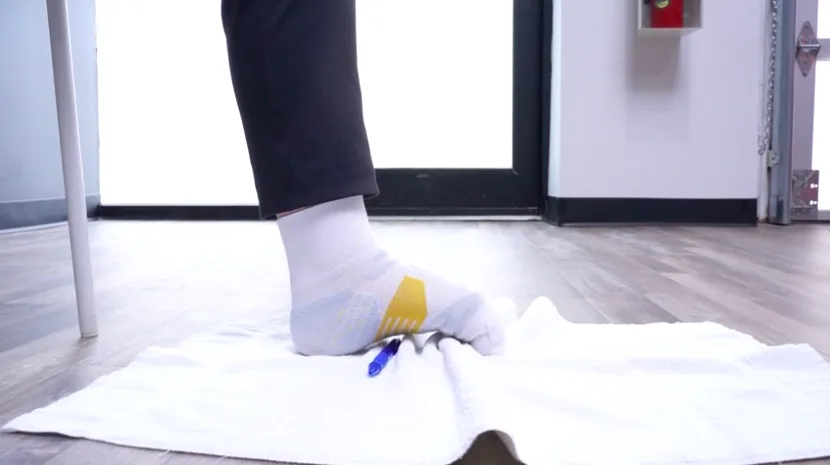 Strengthen Your Foot Arches with Towel Scrunches