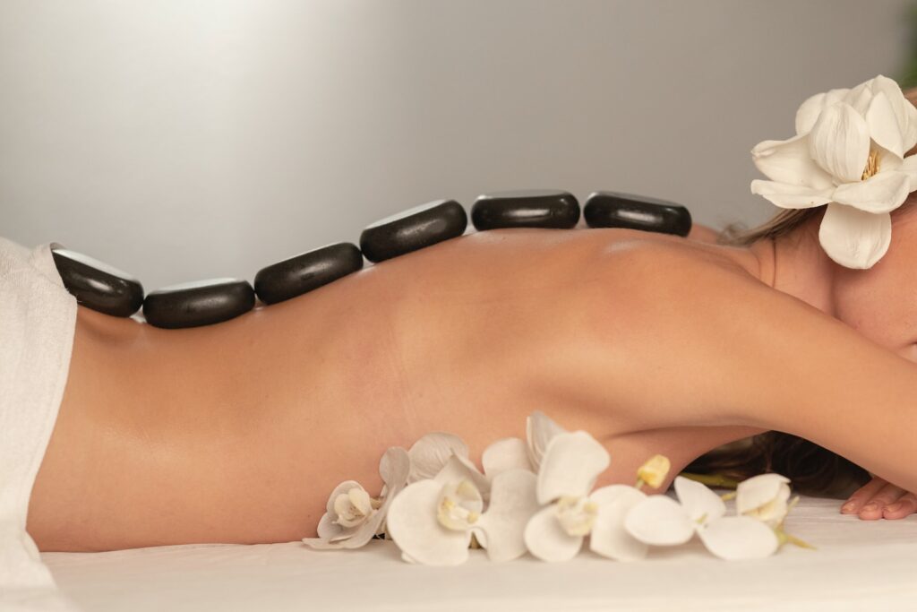 Relax and Rejuvenate: The Benefits of a Hot Stone Massage